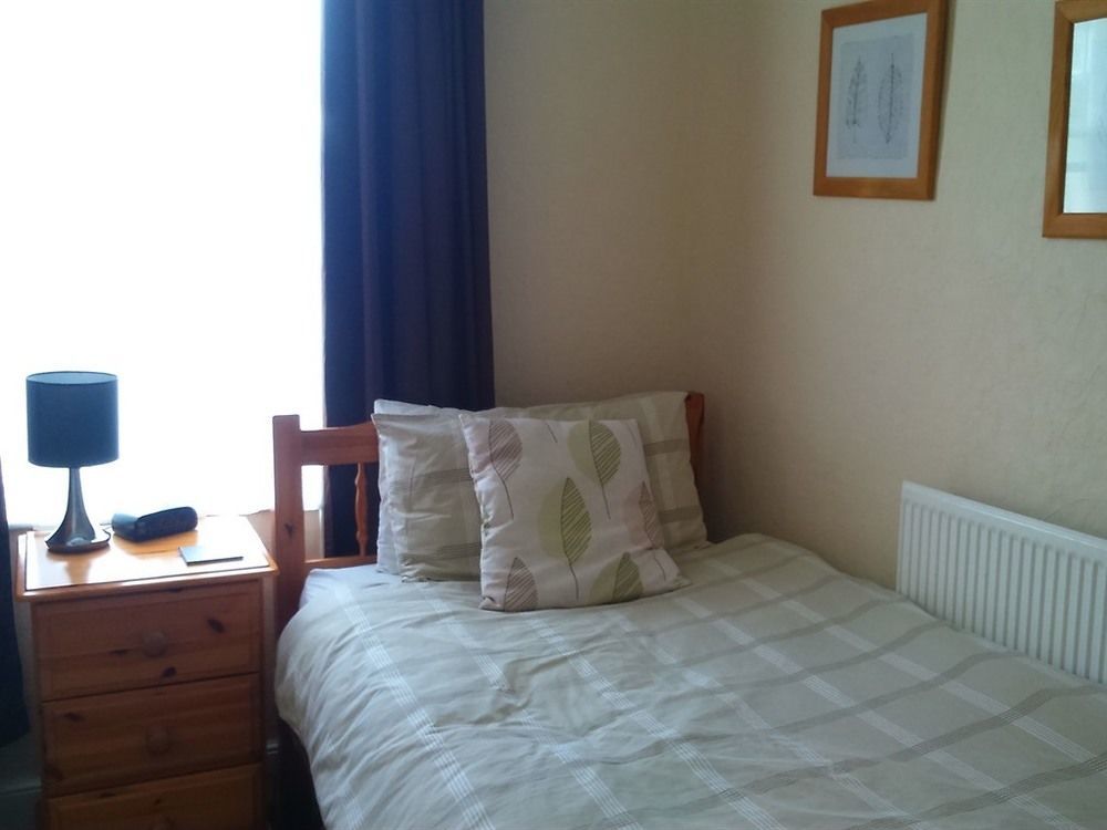 Fosters Guest House Weymouth Bagian luar foto